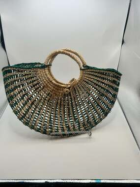 Two-Tone Woven Straw Top Handle Bag
